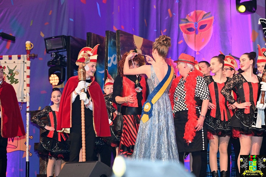 ../Images/Senioren carnaval 2024 250.jpg